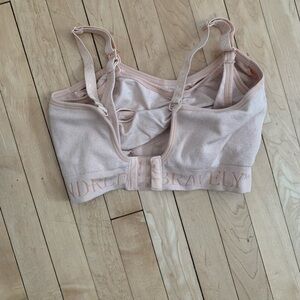 Kindred Bravely size small Sublime nursing and pumping bra